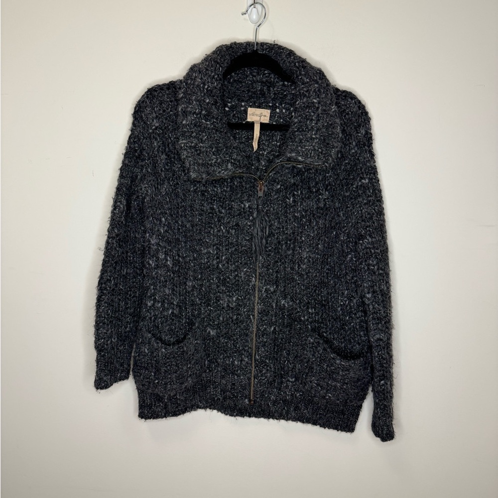 Aritzia Wilfred Free Chunky Gray Zip-Up Cardigan Size S